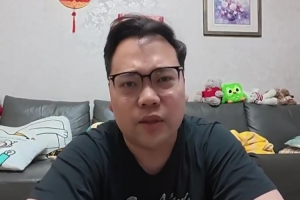 解說：卡皇狠打湖管臉 雷霆防守?zé)o所不用其極 超巨光頭是有道理的