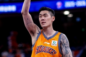 劉錚：全隊求勝欲望強烈 每場球都當做最后一場 球隊還沒做到最好