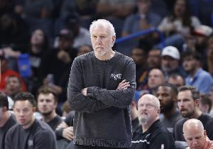Skip：馬刺連續(xù)5年無緣季后賽波波卻沒受批評 他自我膨脹仗勢欺人