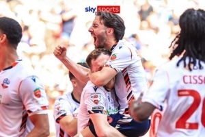 恭喜！博爾頓英甲決賽4-1大勝斯托克港，時隔7年重回英冠聯(lián)賽！