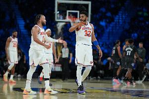 NBA歷史僅3隊(duì)5連季后賽客場(chǎng)贏分10+：13熱火 17勇士 今年尼克斯