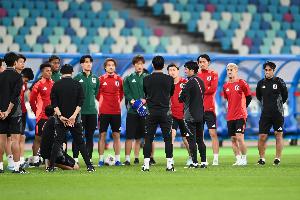 日本隊今日開啟備戰(zhàn)世界杯首訓，10名旅歐球員和3名國內(nèi)球員參加