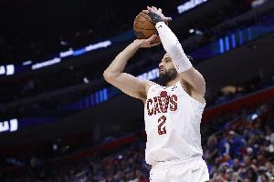 上首發(fā)也白搭！斯特魯斯6中2僅拿5分2籃板2助攻
