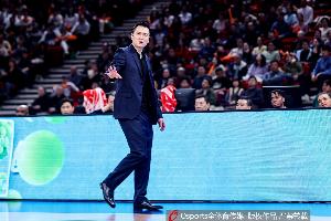 盧偉：這場(chǎng)球?qū)ξ覀兒芾щy 感謝球員 他們的精神貫穿了整個(gè)比賽