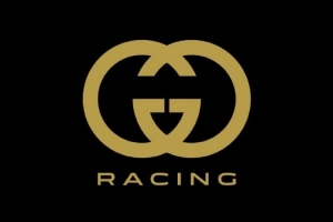 古馳官方宣布與AlpineF1車隊(duì)達(dá)成合作，正式推出古馳賽車項(xiàng)目