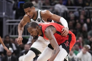 NBA最難防守的球員？字母哥：杜蘭特！他可能是史上最佳得分手