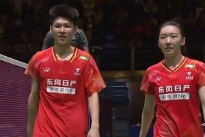 國羽六戰(zhàn)全勝！新加坡賽1/4決賽戰(zhàn)報(bào)：陳雨菲、梁偉鏗組合均取勝