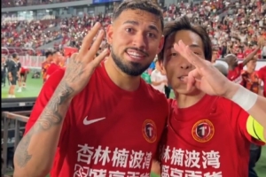 遼寧鐵人楠波灣主場(chǎng)3-2力克上海海港，感謝到場(chǎng)的31759名球迷們！