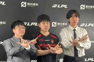 GALA：這版本卡莎對線是有點弱，但在一定情況下有發(fā)揮空間