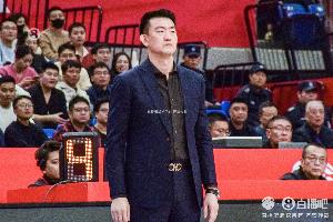 媒體人：近5年CBA總決賽都是一邊倒 缺少宿命感和故事性 很無(wú)趣的