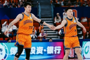 媒體人：現在唯一的懸念是上海隊要在客場奪冠 還是回主場捧杯？