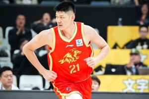 蘇群：上海在3:0后緊張感降低 對大秋內(nèi)線強(qiáng)攻似乎也缺少心理準(zhǔn)備